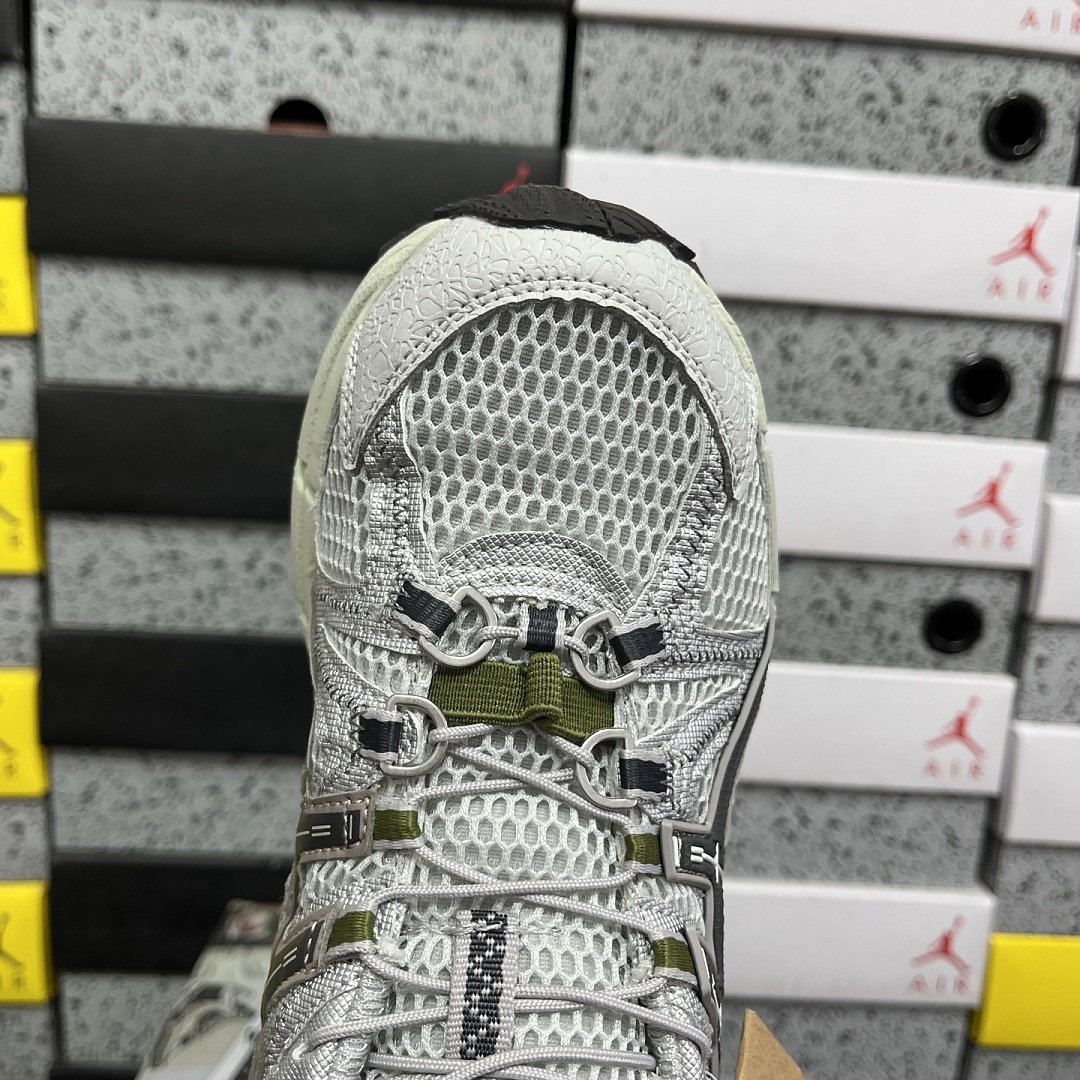 ASICS Gel-Kahana 8 1012B634-020 Grey White Stitching - Image 9