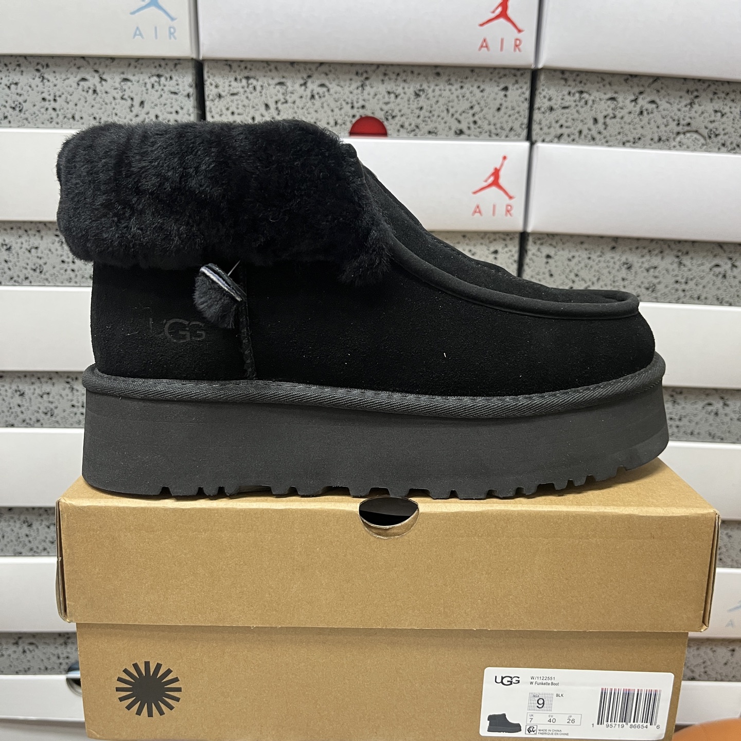UGG Funkette Black -2551 - Image 10