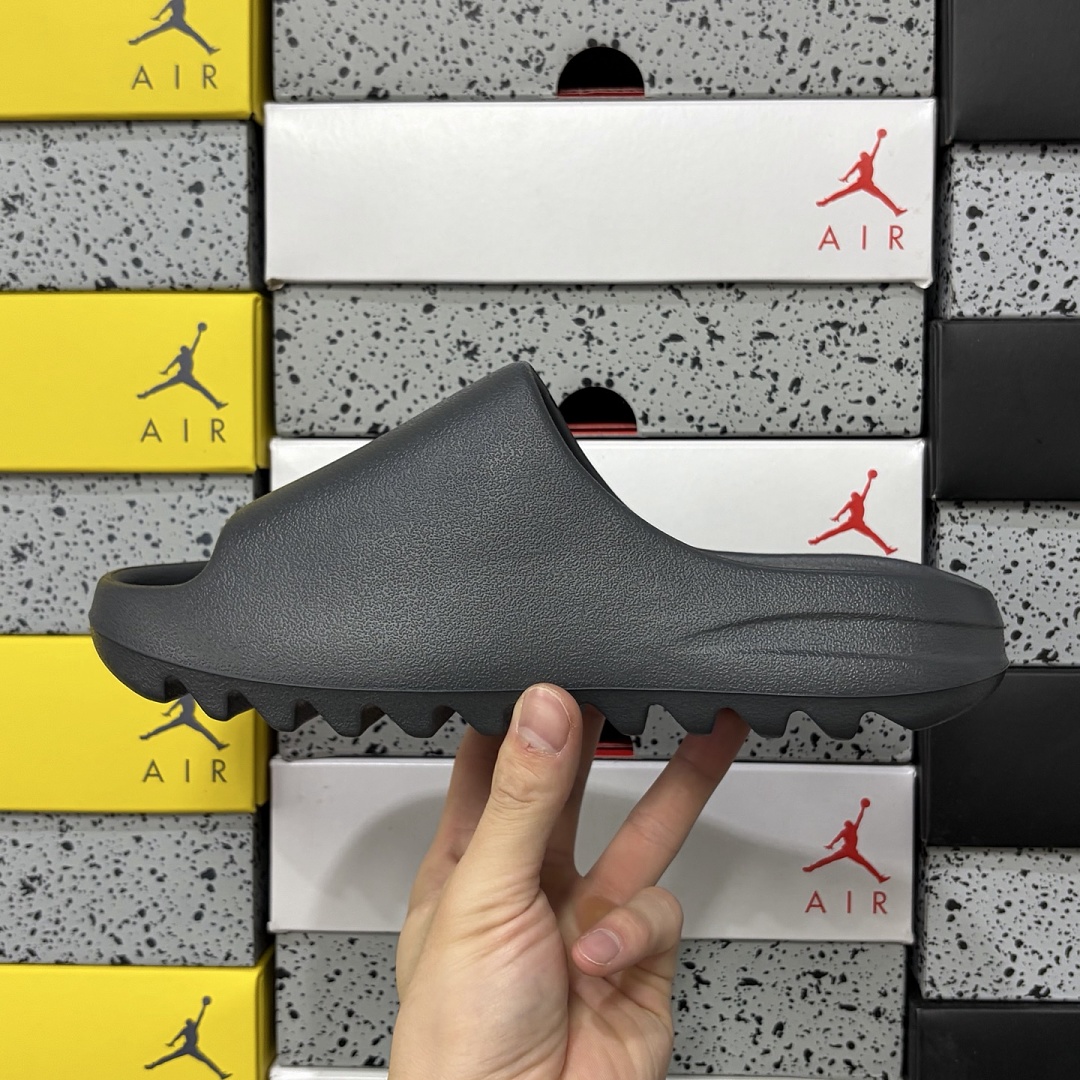 Adidas Yeezy Slide Slate Grey Slides (Matte) - Image 6
