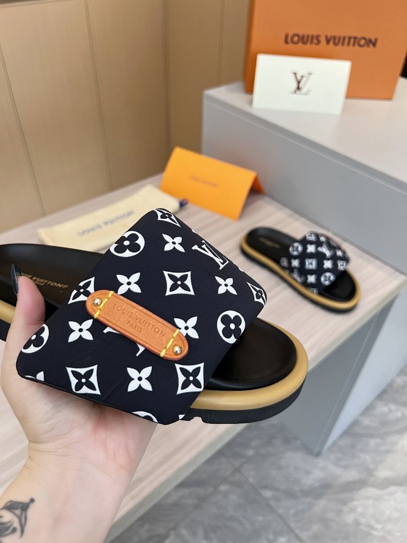 Louis Vuitton Velcro Slippers - Image 9