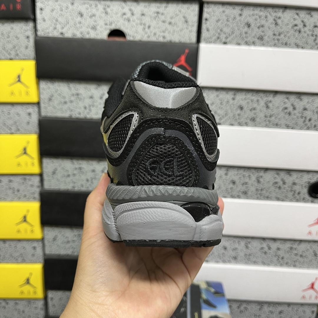 ASICS Gel-NYC Graphite (Grey Black) - Image 5