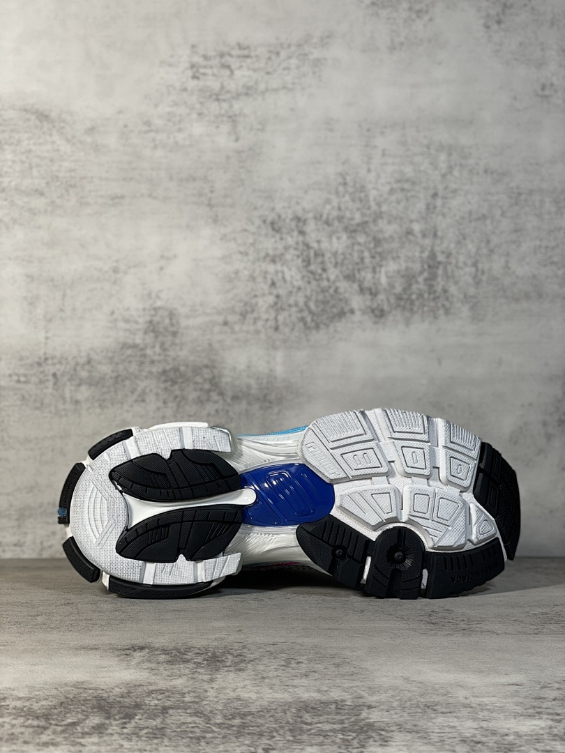 Balenciaga Runner 7.5 - Image 20