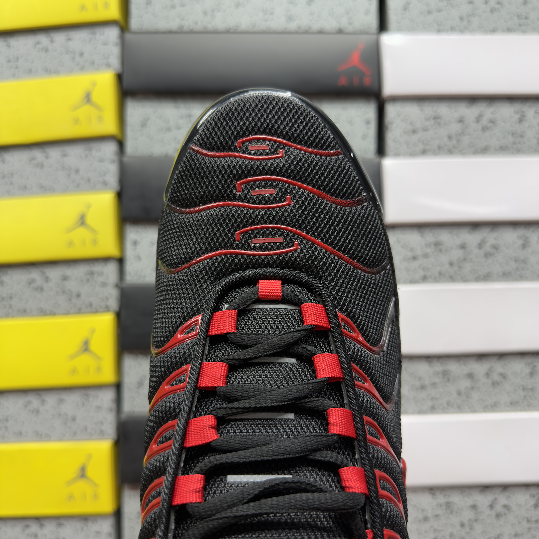 Nike Air Max Plus (Bred) - Image 7