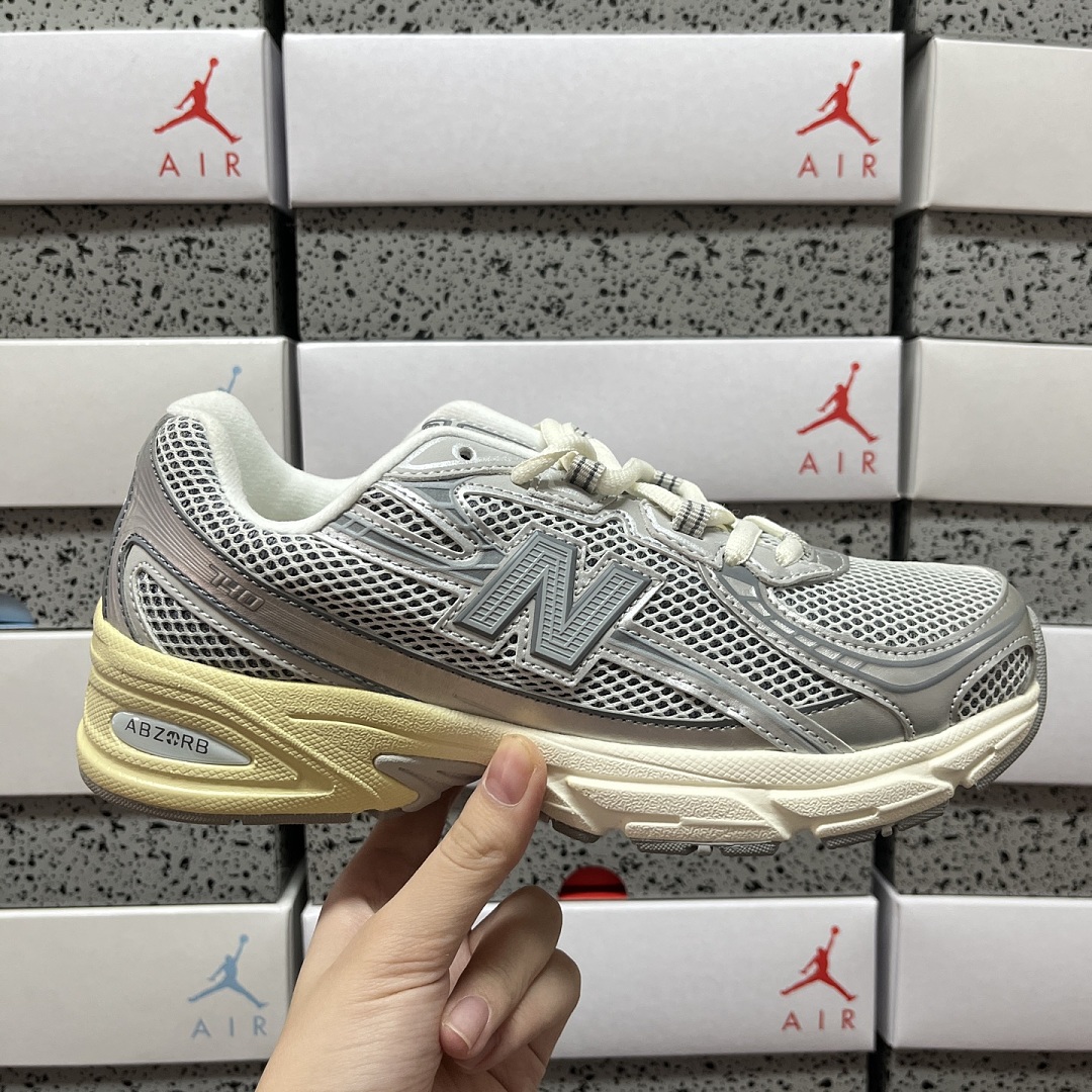 New Balance 740V2 - Image 7