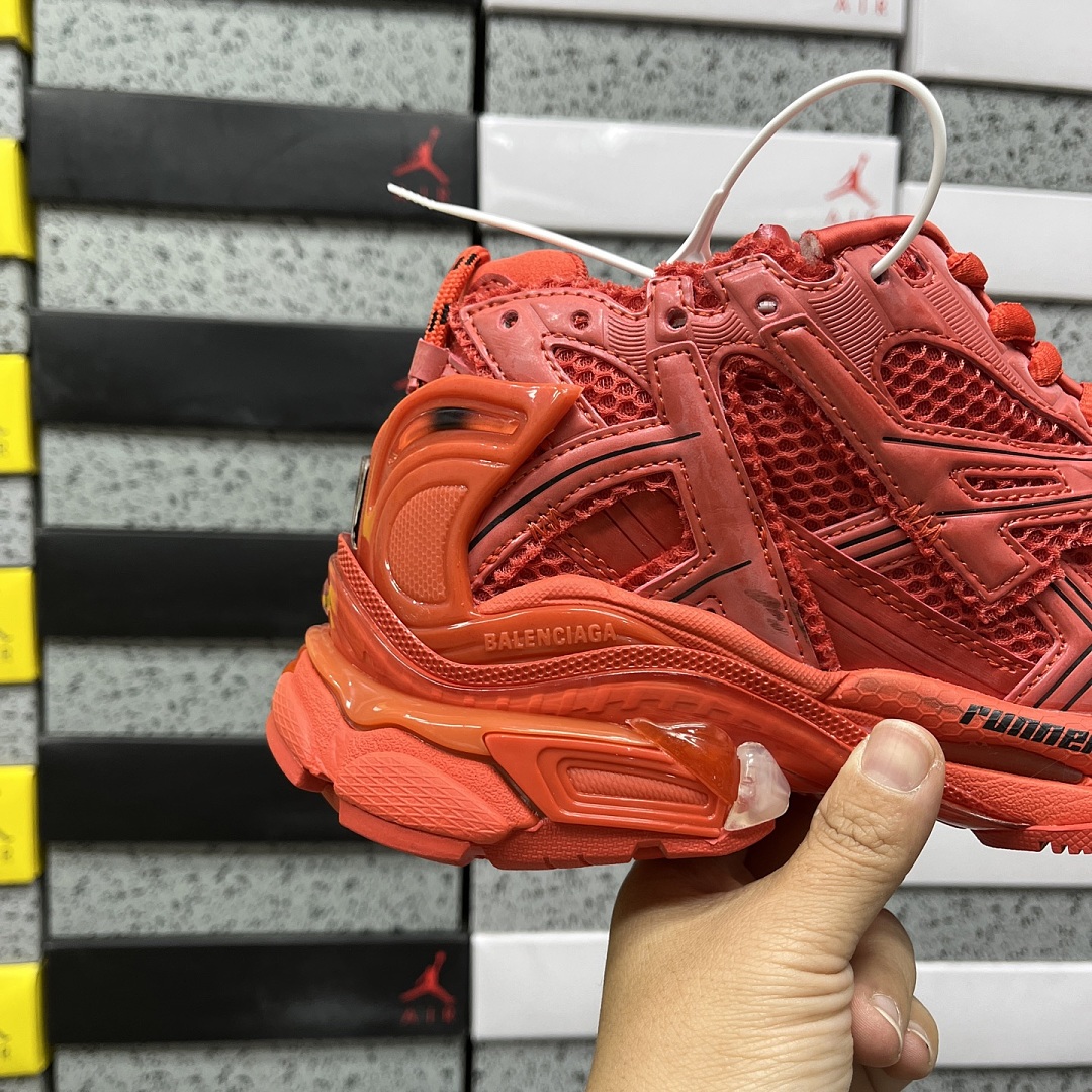 Balenciaga BLCG Runner - Image 7
