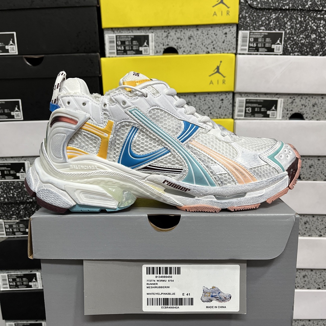 Balenciaga BLCG Runner 7.5