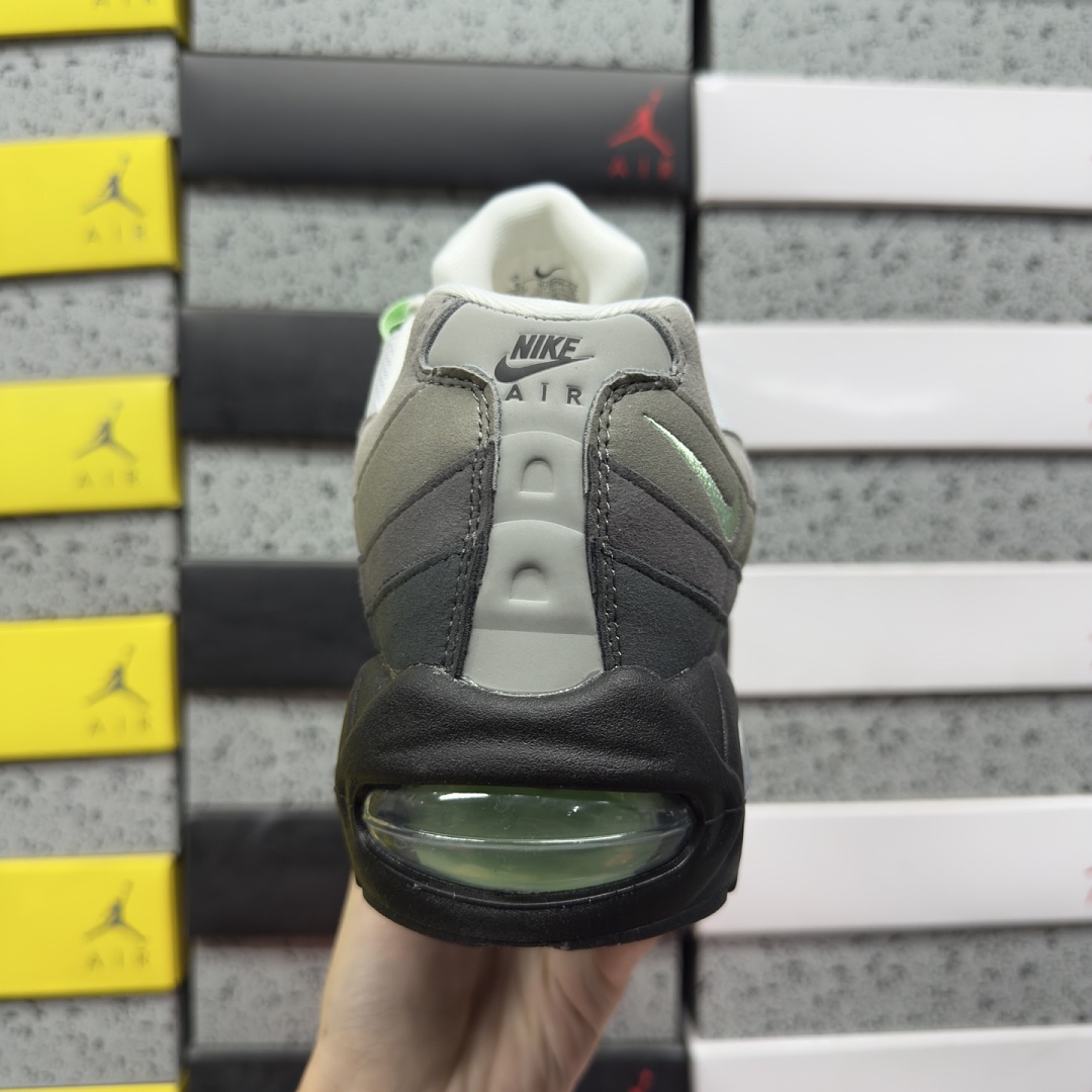 Nike Air Max 95 OG Big Bubble Fresh Mint - Image 8