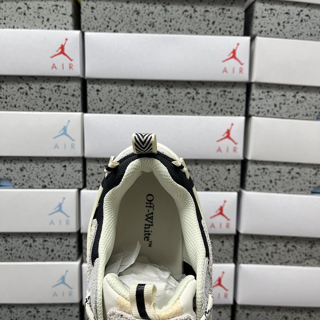 Off-White Be Right Back - Image 11
