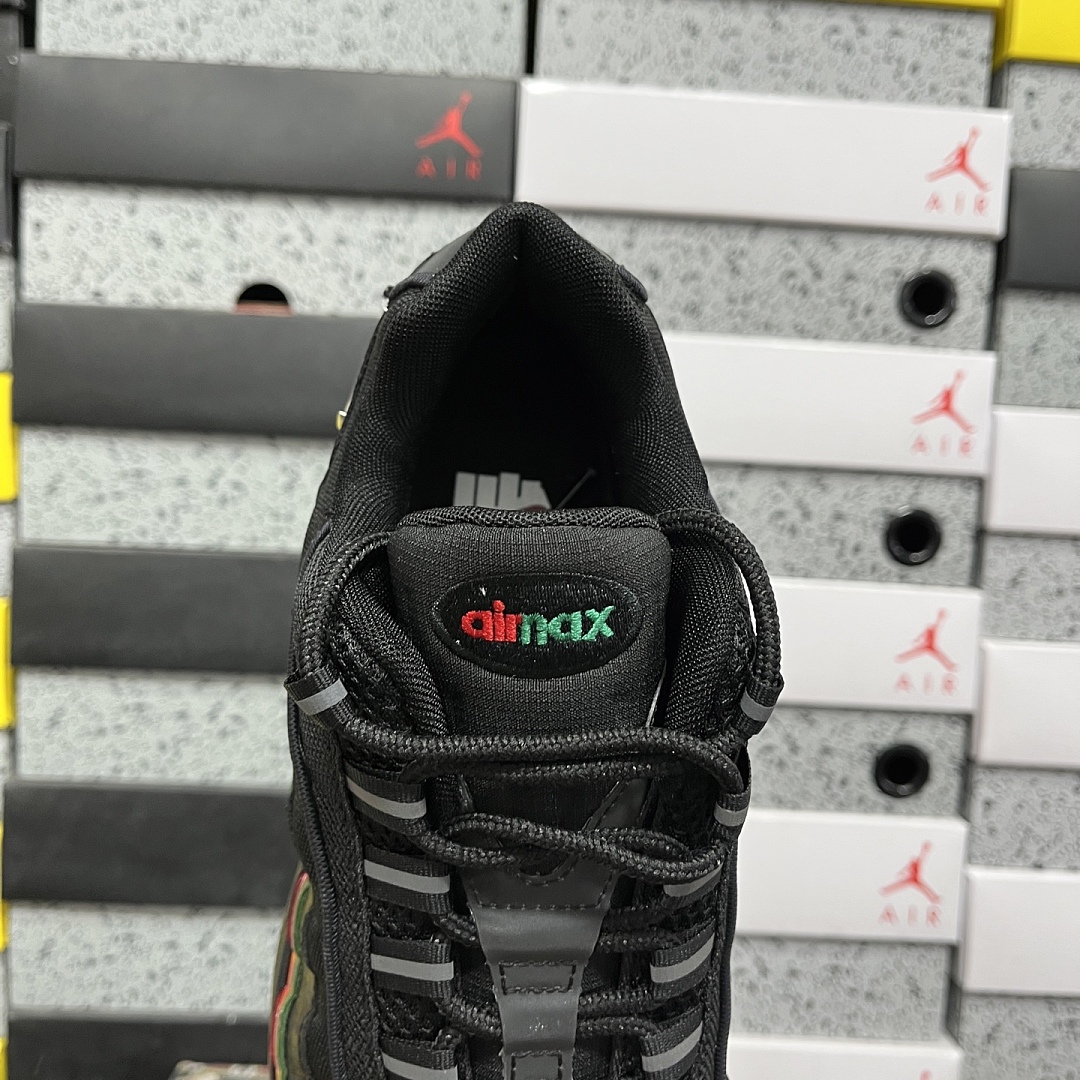 Nike Air Max 95 SP Undefeated Black IB4453-001 - Image 2