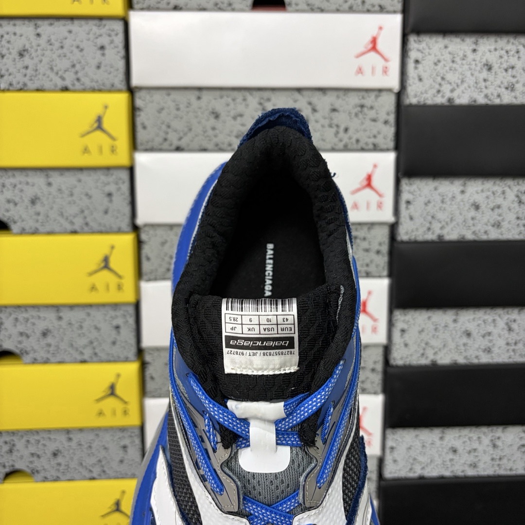 Balenciaga Jet 26 - Image 5