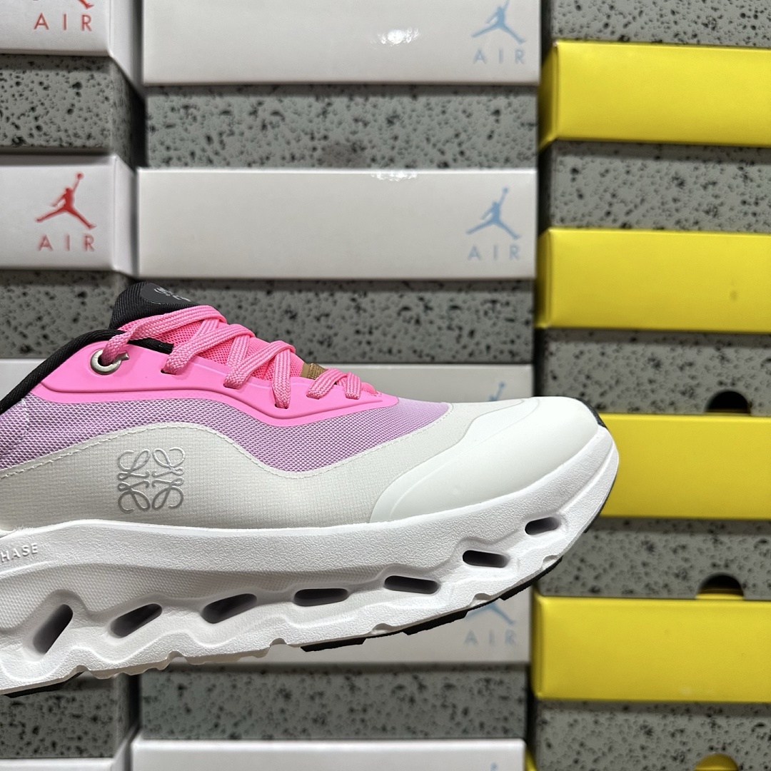 On Running Running Cloudtilt 2 LOEWE Pink White 3ME10692909 - Image 4