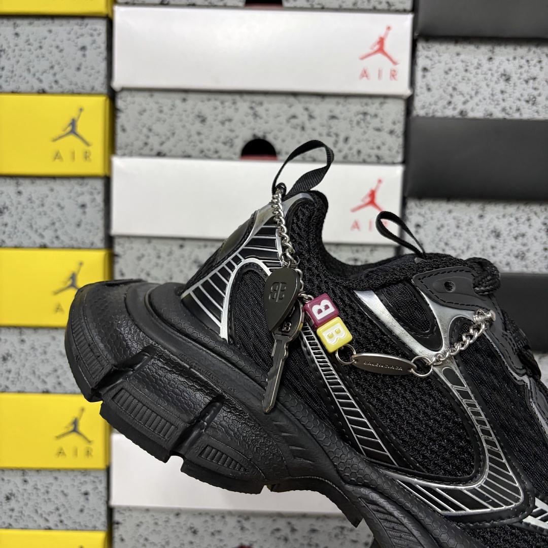 Balenciaga BLCG 3Xl - Image 9
