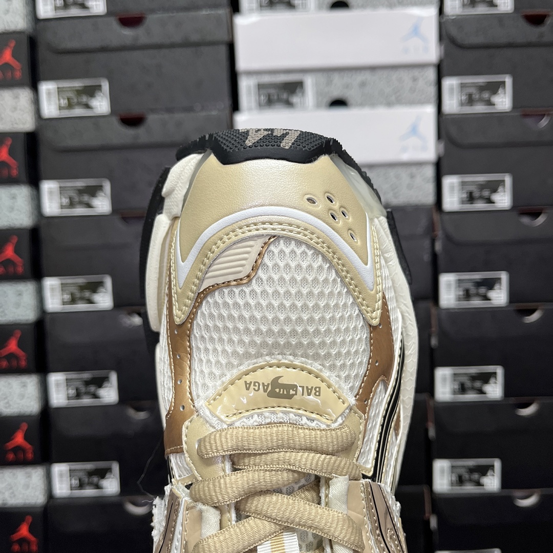 Balenciaga Runner/7.5 - Image 64