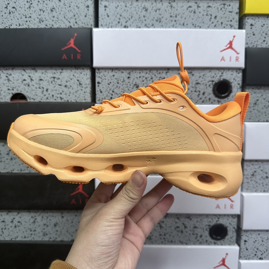 On Running Cloudsolo LOEWE (Orange) - Image 7