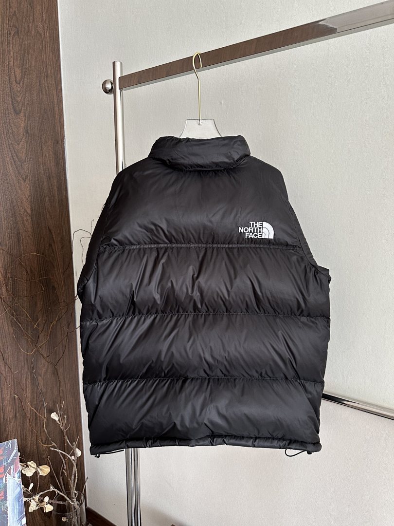Chanel The North Face 1996 Retro Nuptse 700 Fill Packable Jacket - Image 20