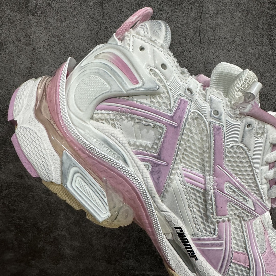 Balenciaga Runner - Image 109