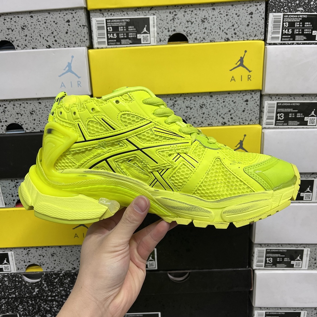 Balenciaga BLCG Runner 7.0 - Image 4