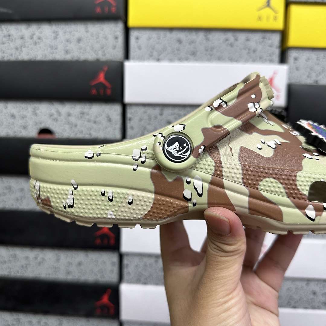 Crocs Classic Clog XLARGE Desert Camo Collab - Image 9