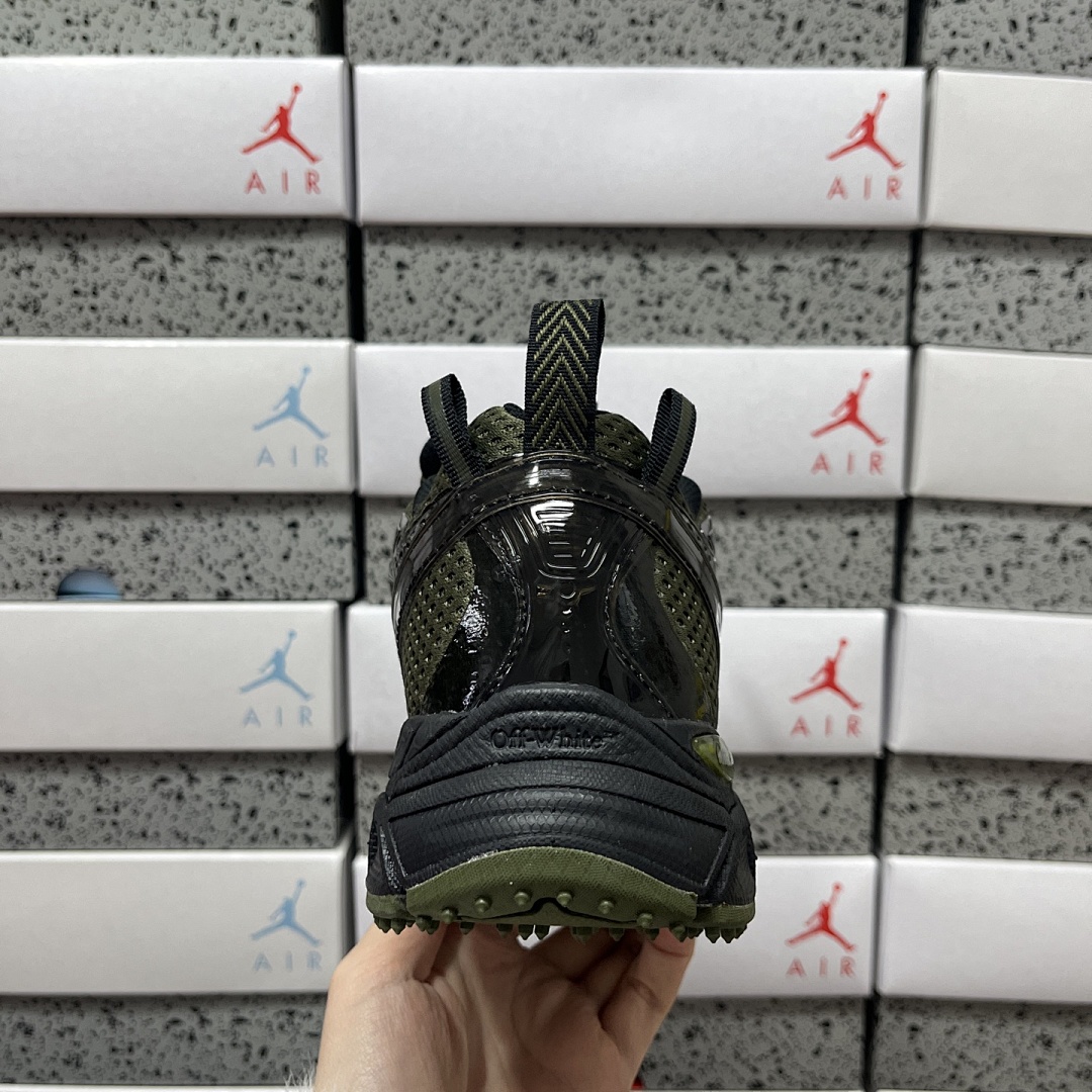 Off-White Be Right Back - Image 2