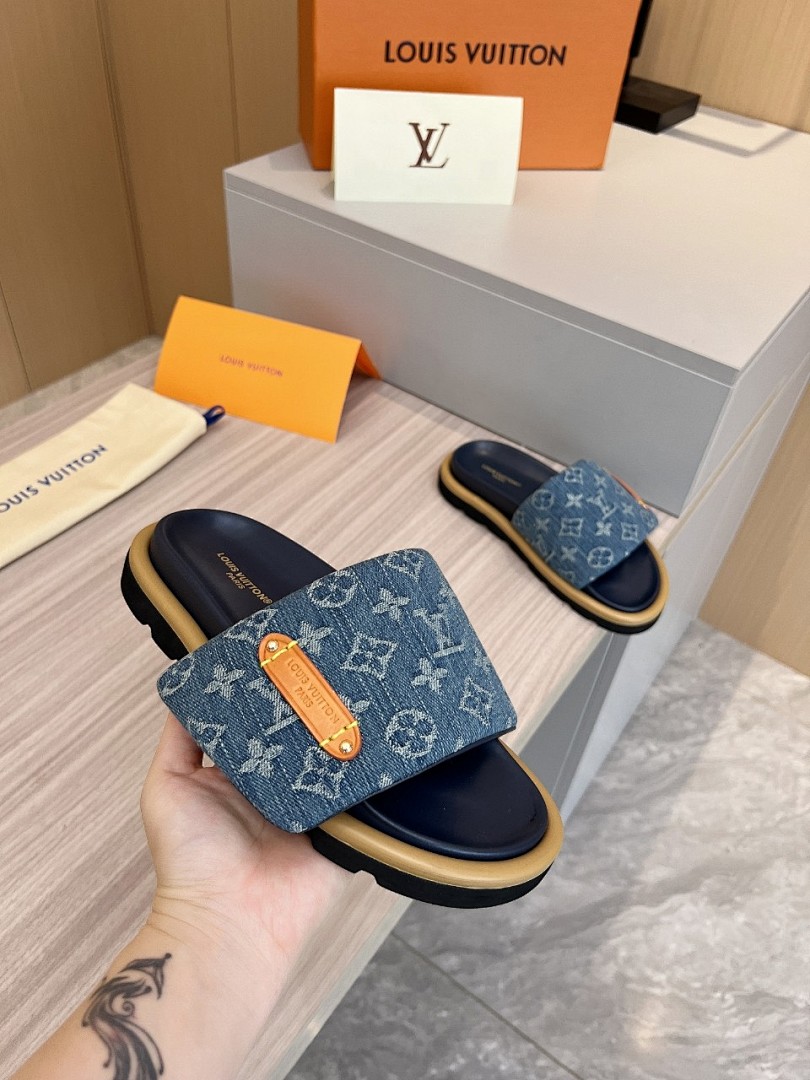 Louis Vuitton Velcro Slippers - Image 9