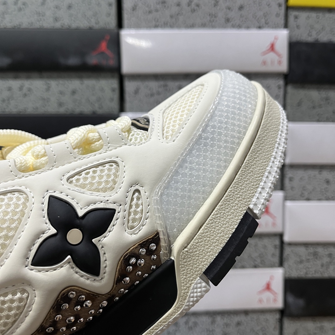 Louis Vuitton Skate Sneaker V3-10 - Image 5