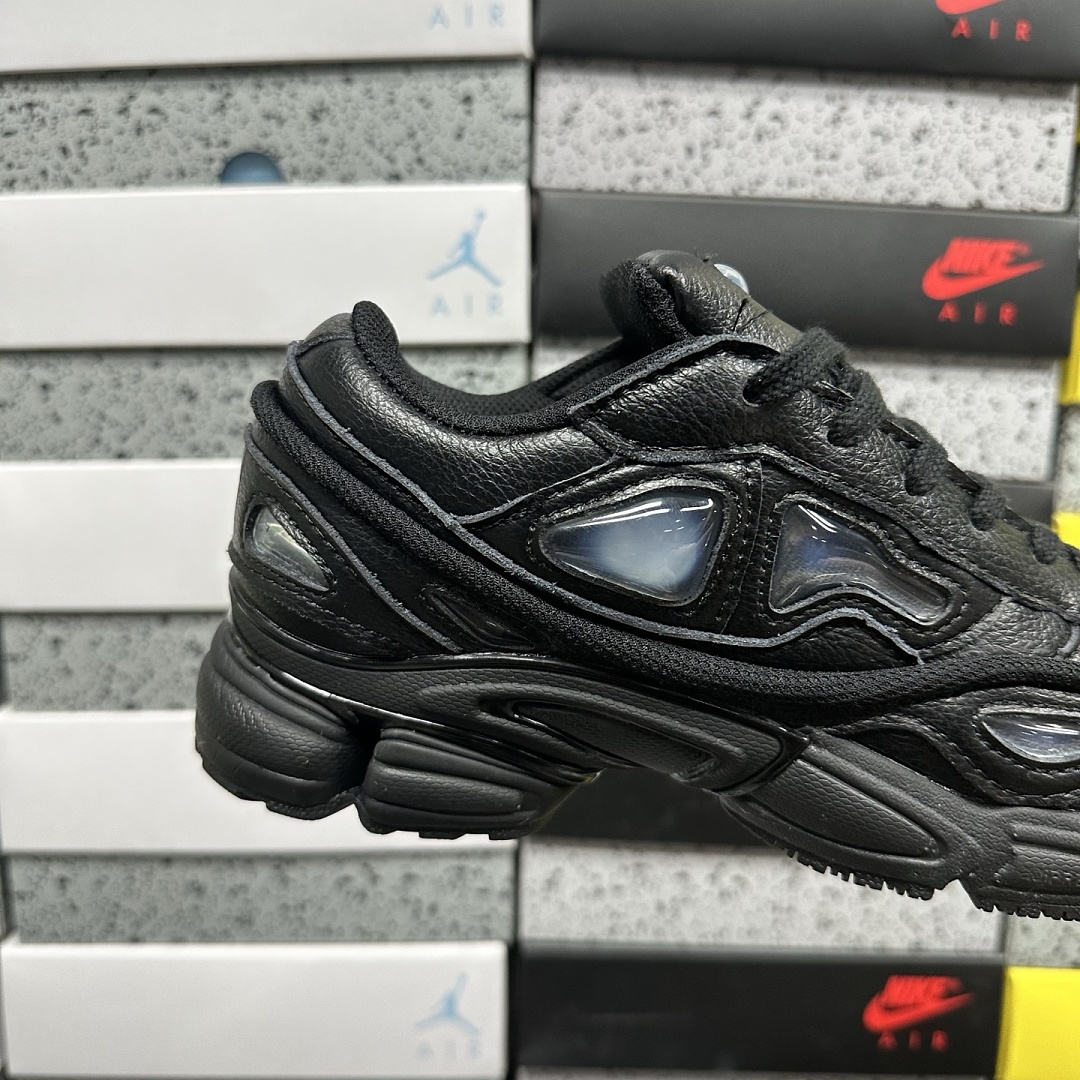 On Running Ozweego - Image 5