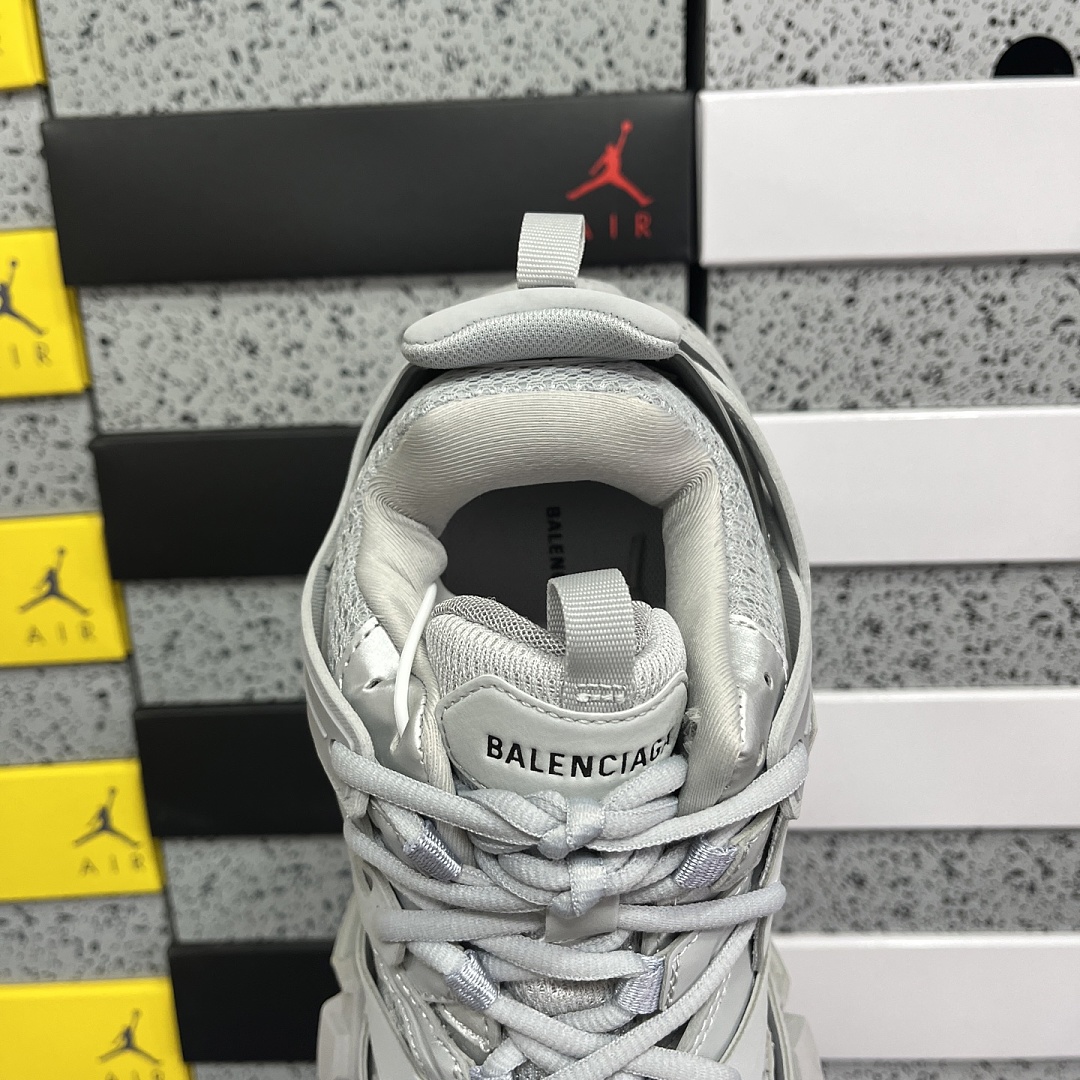 Balenciaga Track Light Grey Outsole Speckled - Image 9