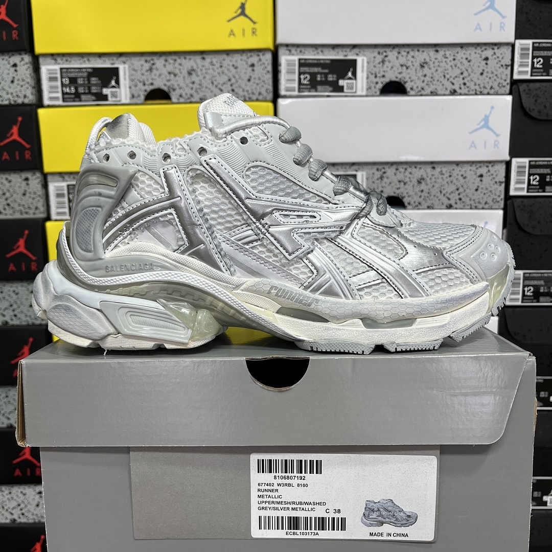 Balenciaga BLCG Runner 7 Gen