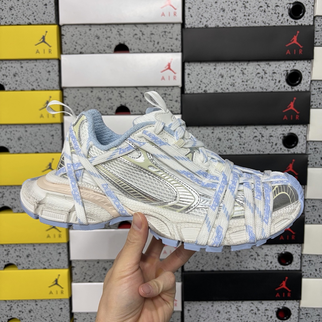 Balenciaga 3XL Extreme Lace - Image 2