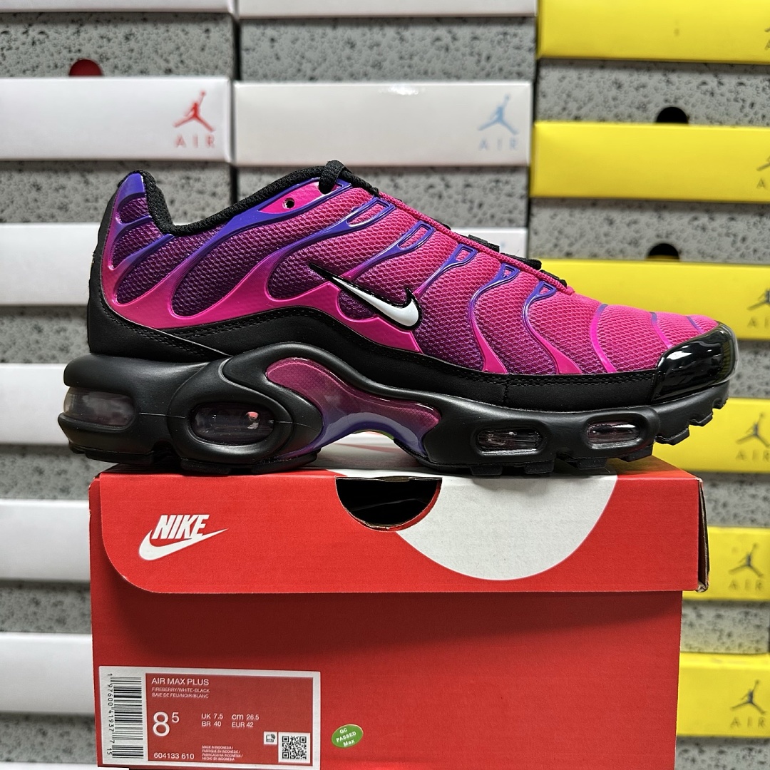 Nike Air Max Plus Rebellious Fireberry