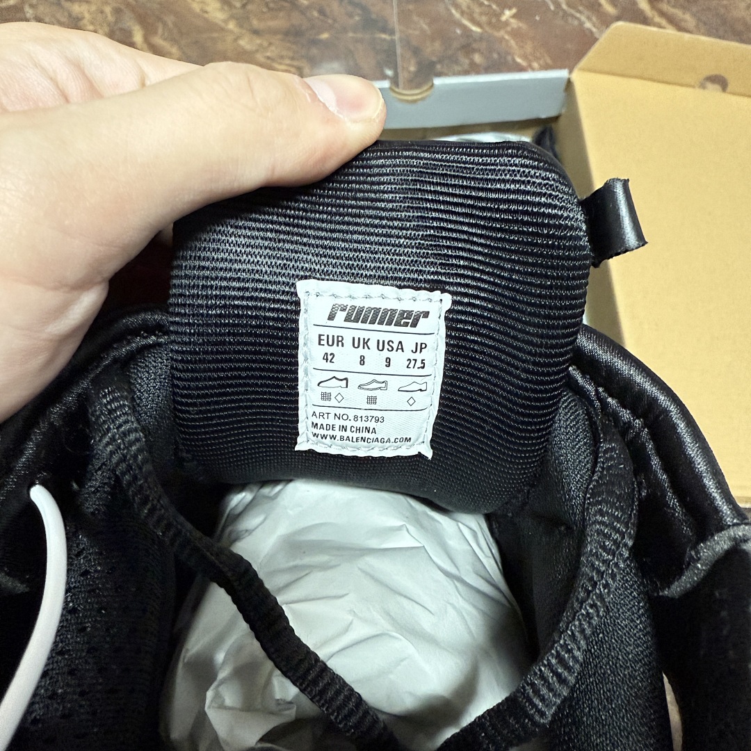 Balenciaga Runner 7.5 - Image 3