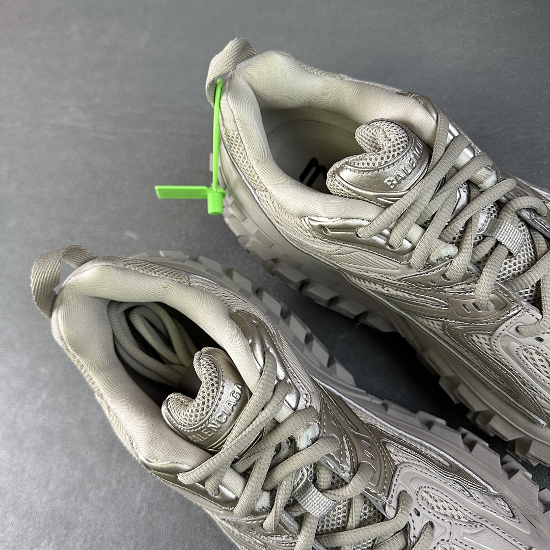 Balenciaga Defender - Image 79