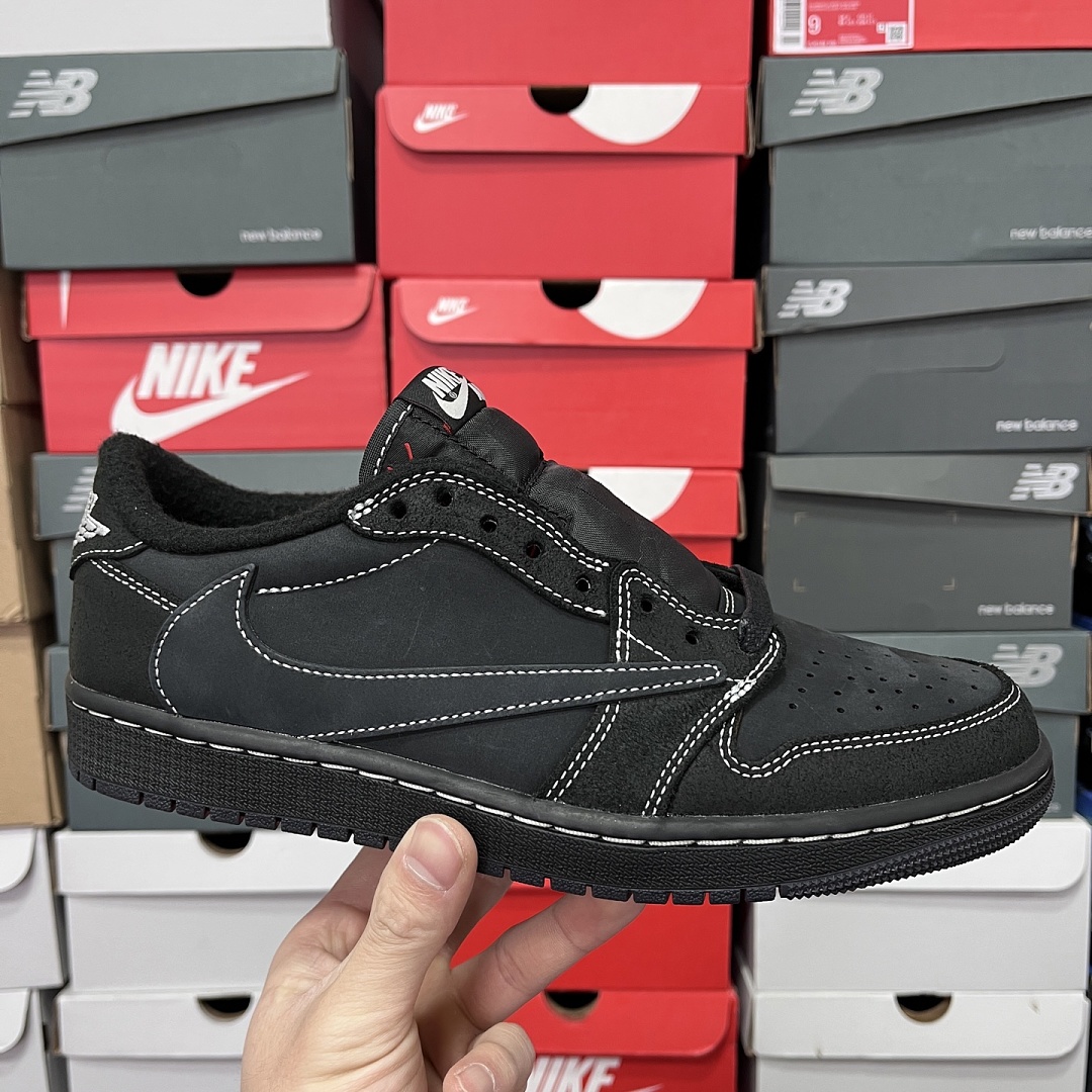Nike Travis Scott Black Phantom 4.0 Warrior - Image 2