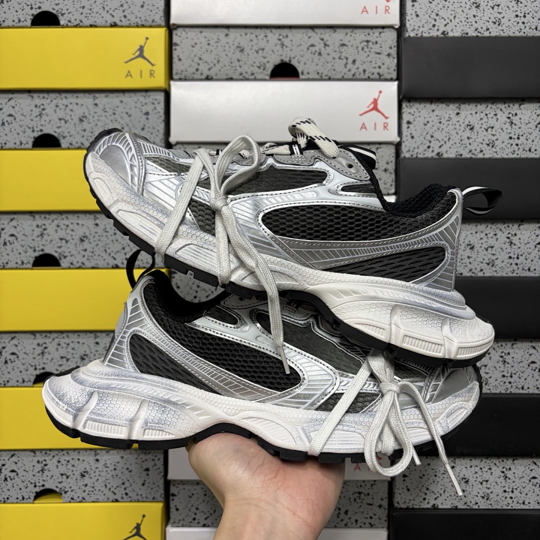 Balenciaga BLCG 3XL - Image 10
