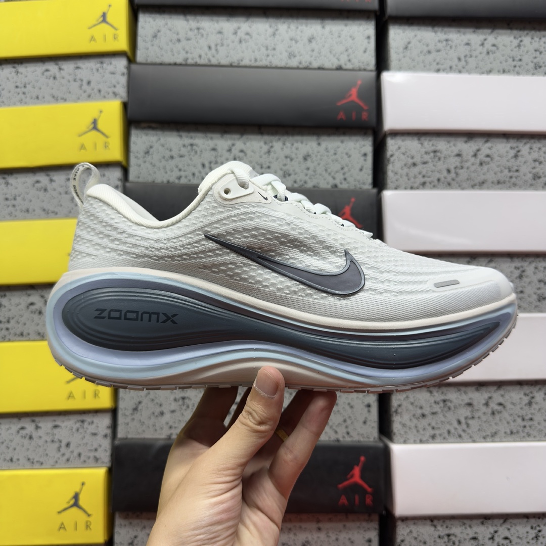 Nike Vomero Plus Off White Thunderstorm - Image 4