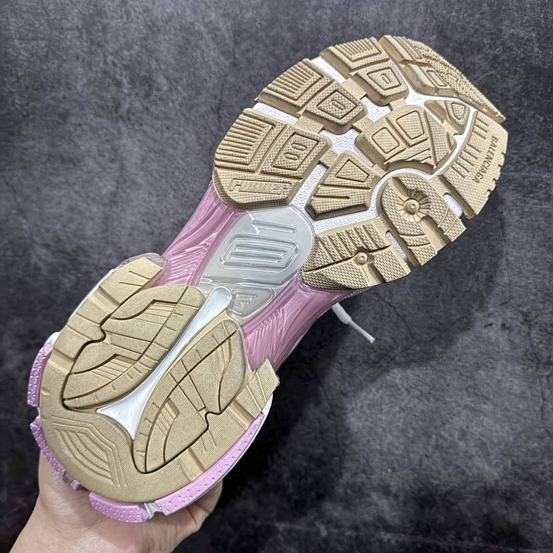 Balenciaga Runner - Image 108