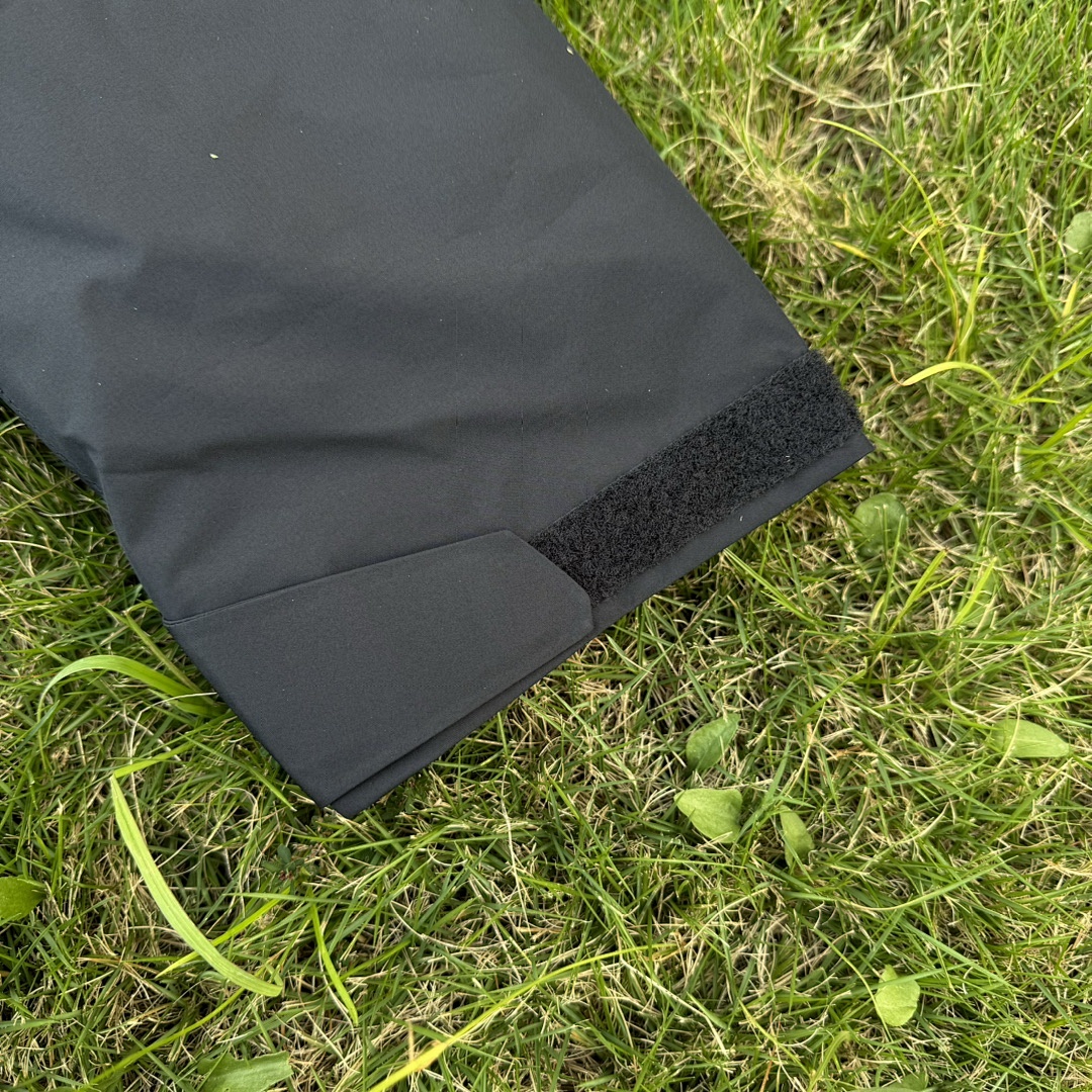 Arc'teryx Macai Jacket (Black) - Image 19