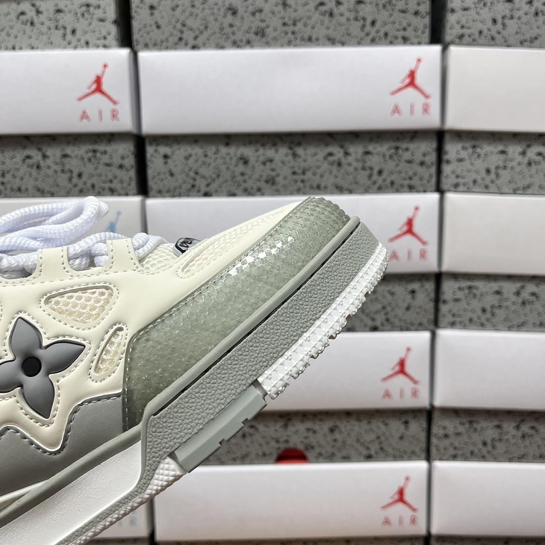 Louis Vuitton Skate Sneaker V3-2 - Image 2