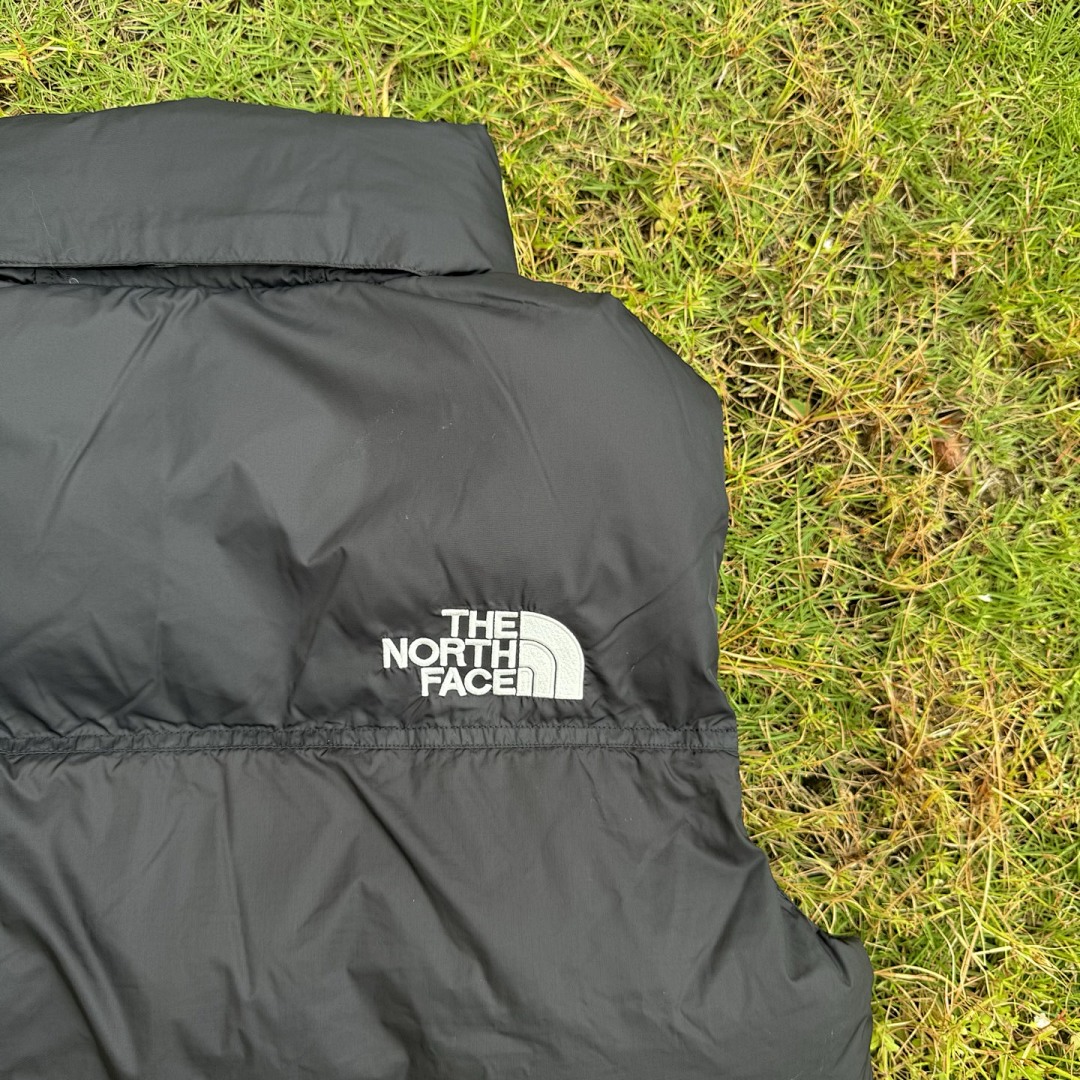 The North Face TNF 1996 Retro Nuptse Vest - Image 97