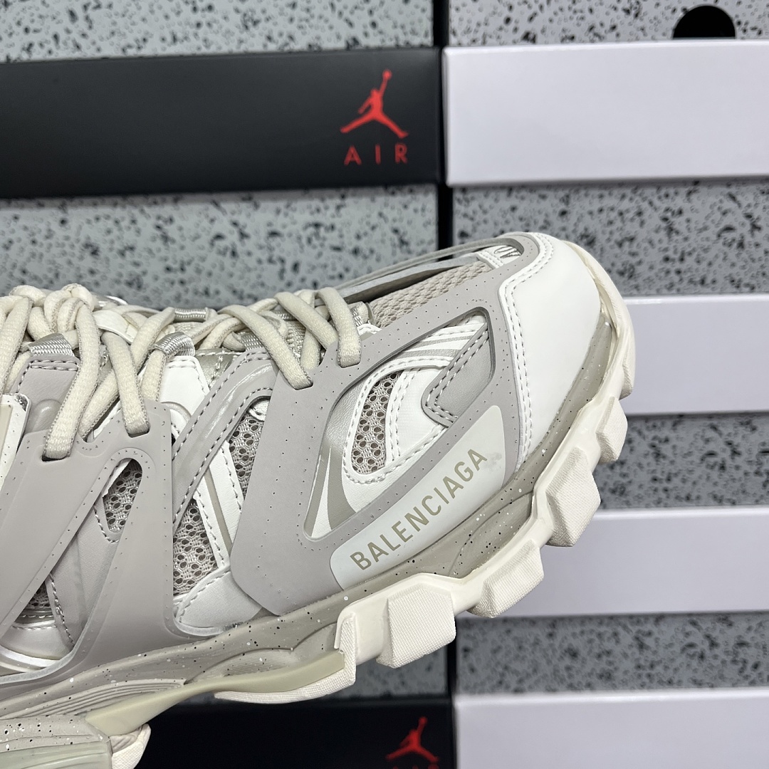 Balenciaga Track Beige Outsole Speckled - Image 6