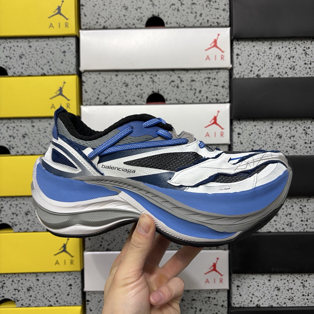 Balenciaga Jet 26 - Image 4