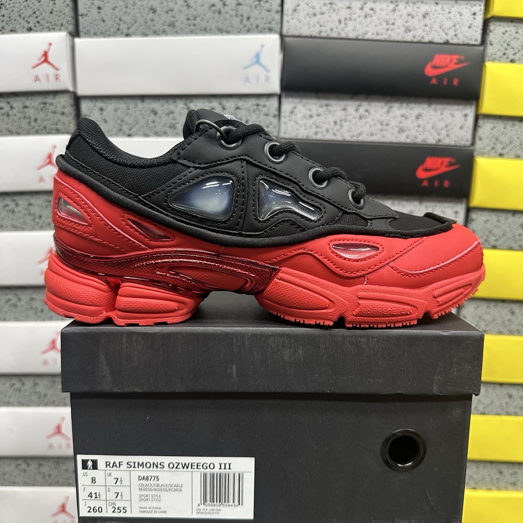 On Running Ozweego 3 Raf Simons Black Scarlet