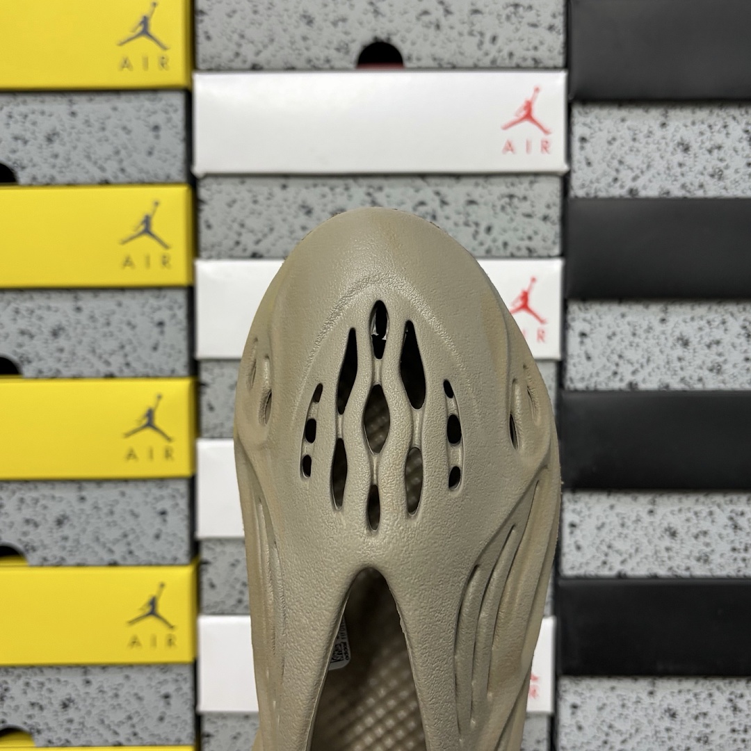 Adidas Yeezy Foam RNNR Stone Sage Clogs - Image 3