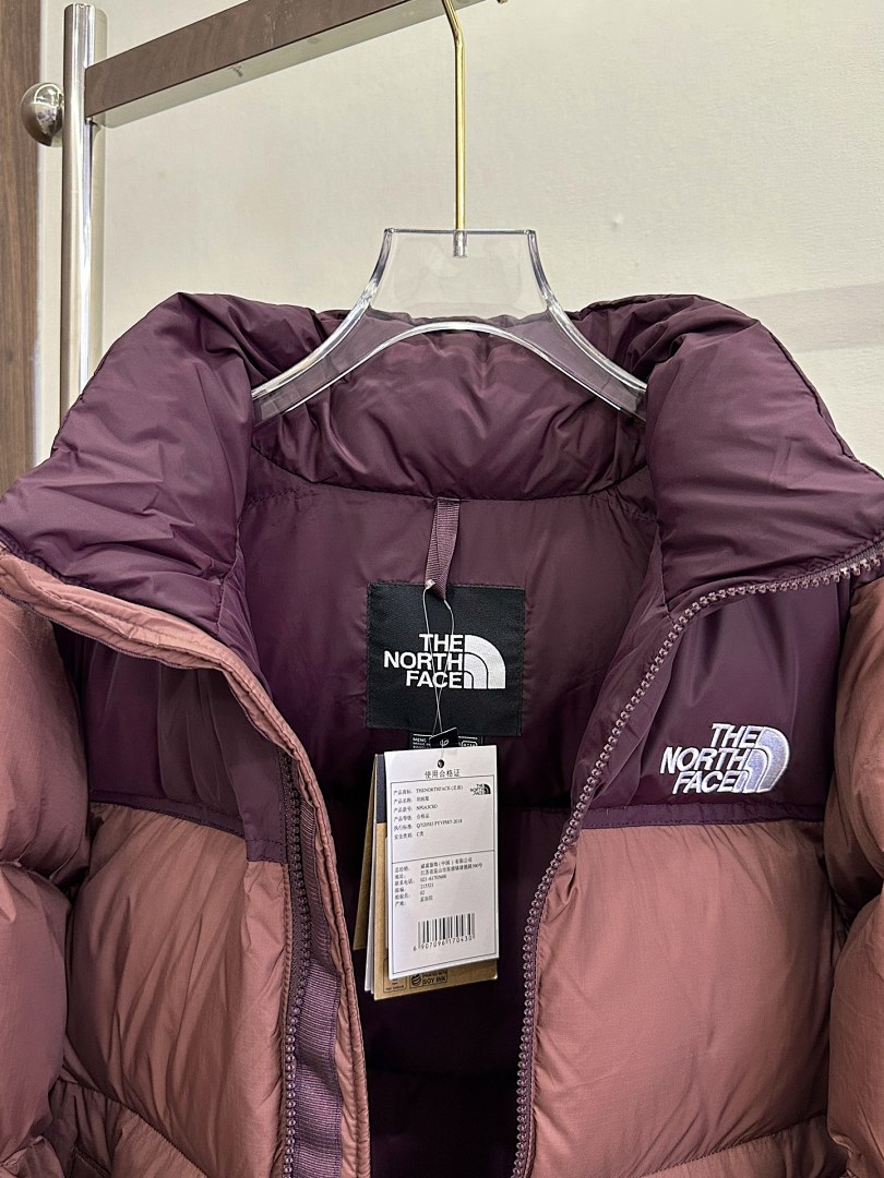 Chanel The North Face 1996 Retro Nuptse 700 Fill Packable Jacket - Image 102