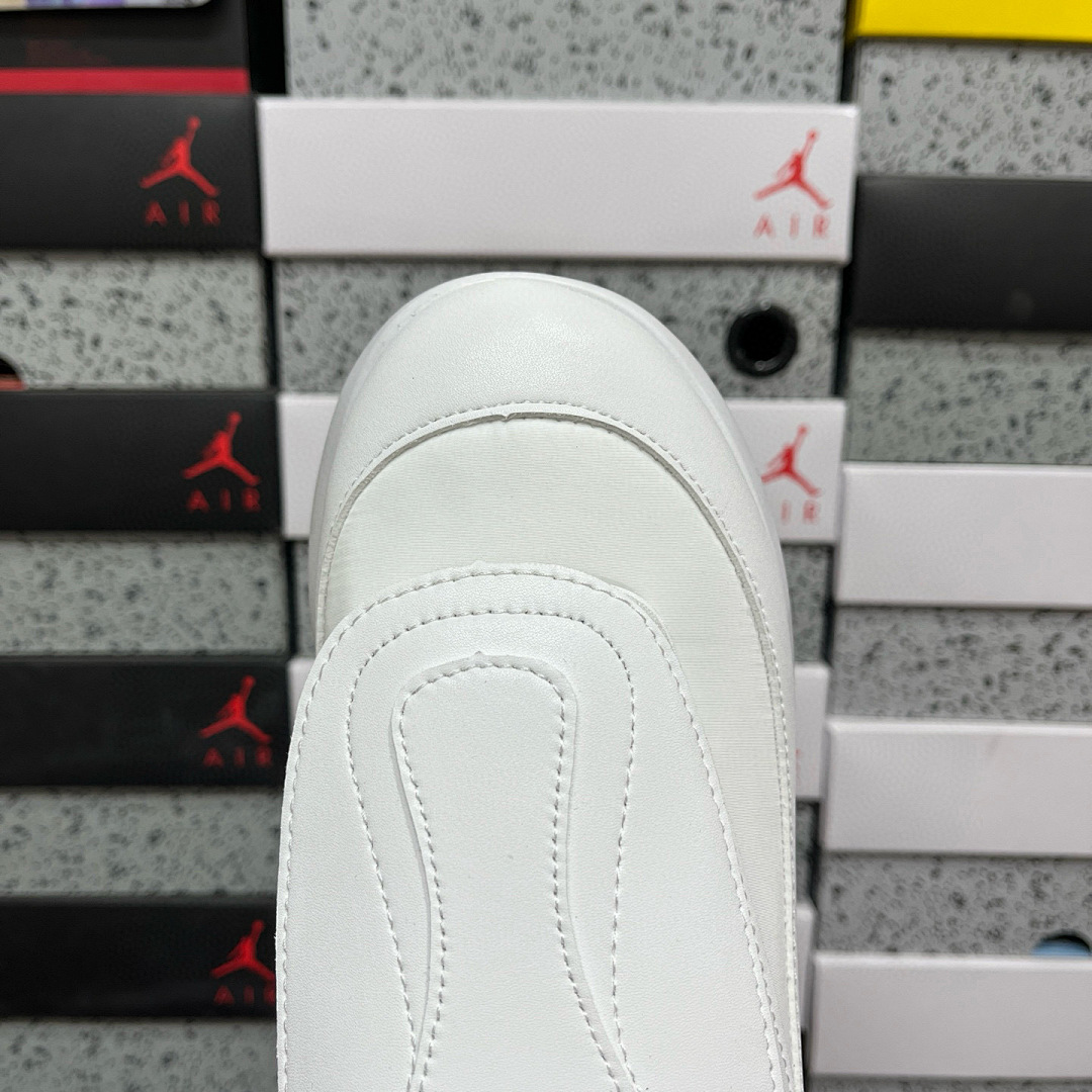On Running Raf Simons Antei Low Top Wgite - Image 3
