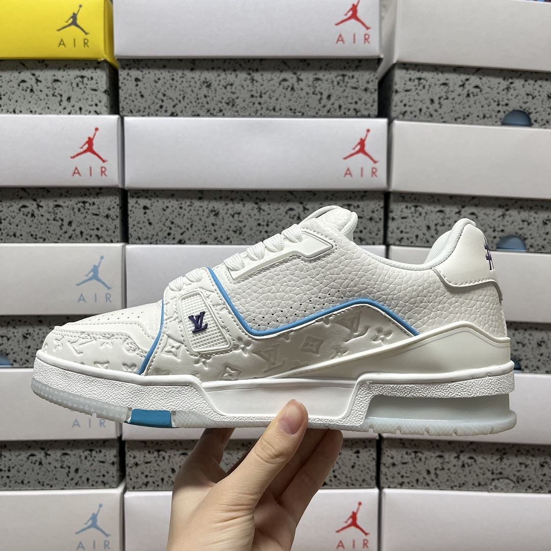 Louis Vuitton Trainer (WHITE BLUE) - Image 7