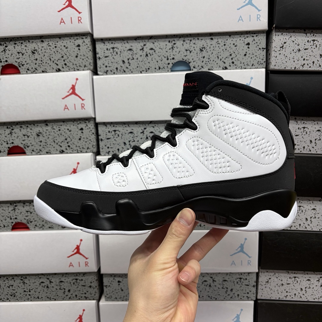 Nike OG Space Jam 9 - Image 9