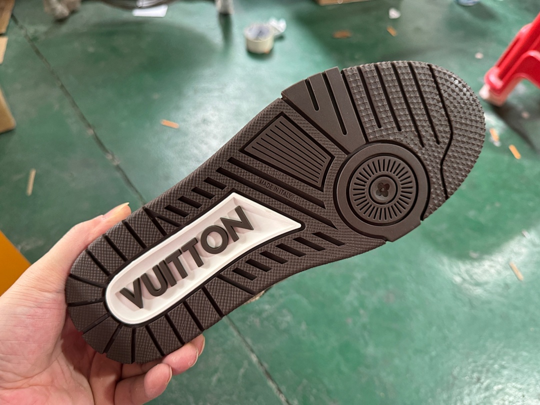 Louis Vuitton LV SkateBlack Sports Shoes - Image 2