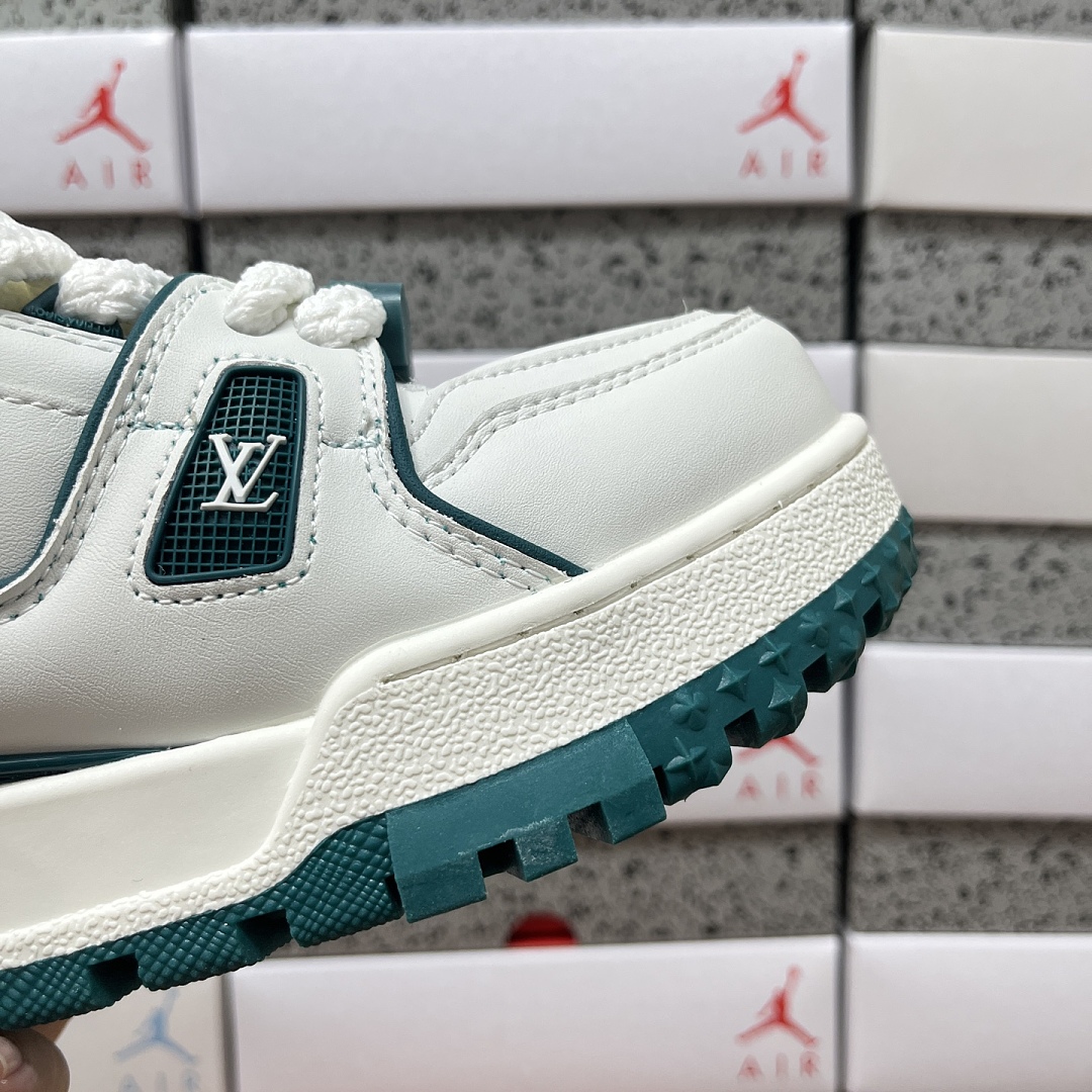 Louis Vuitton Trainer Maxi (White) - Image 5