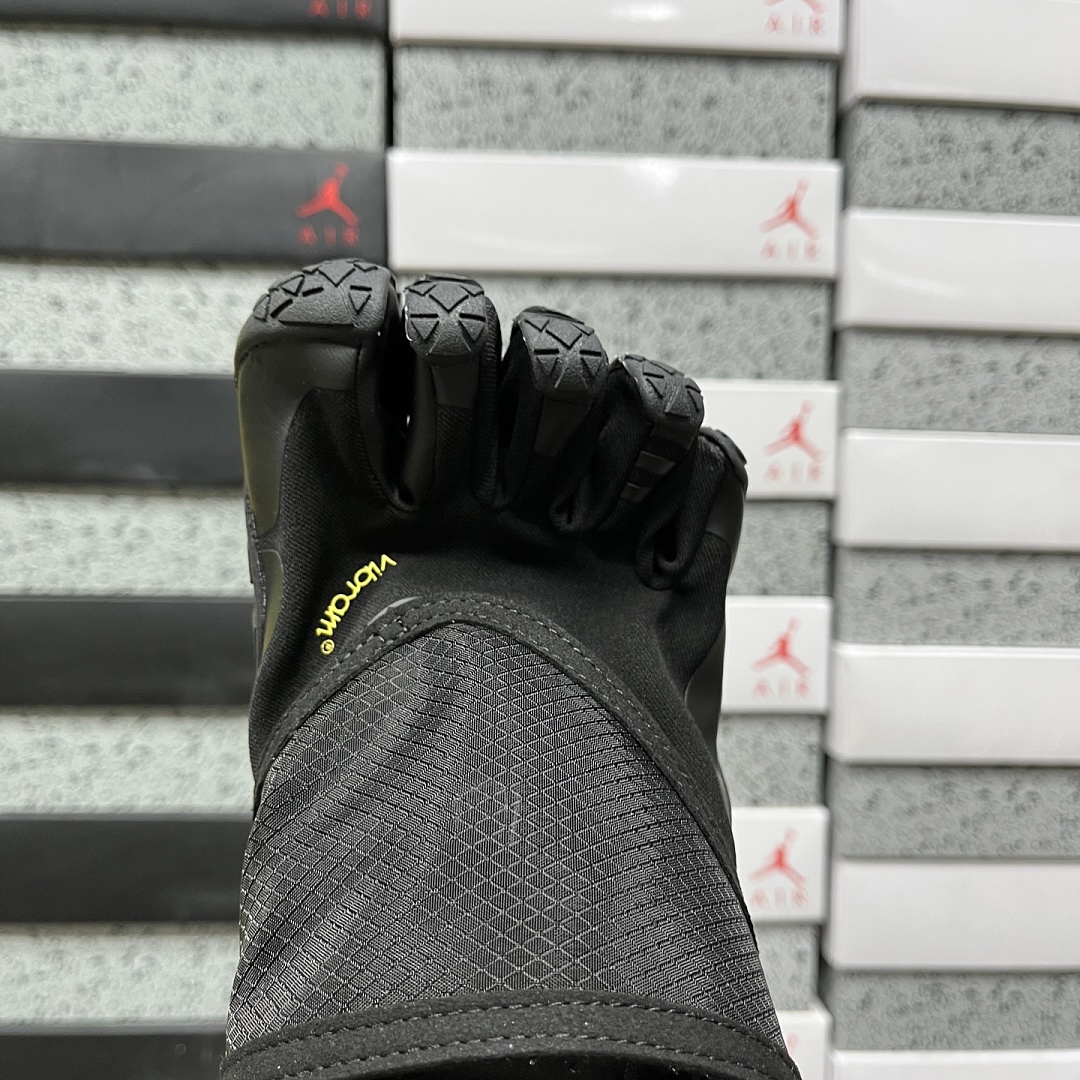Suicoke Finger Chukka Boot - Image 8